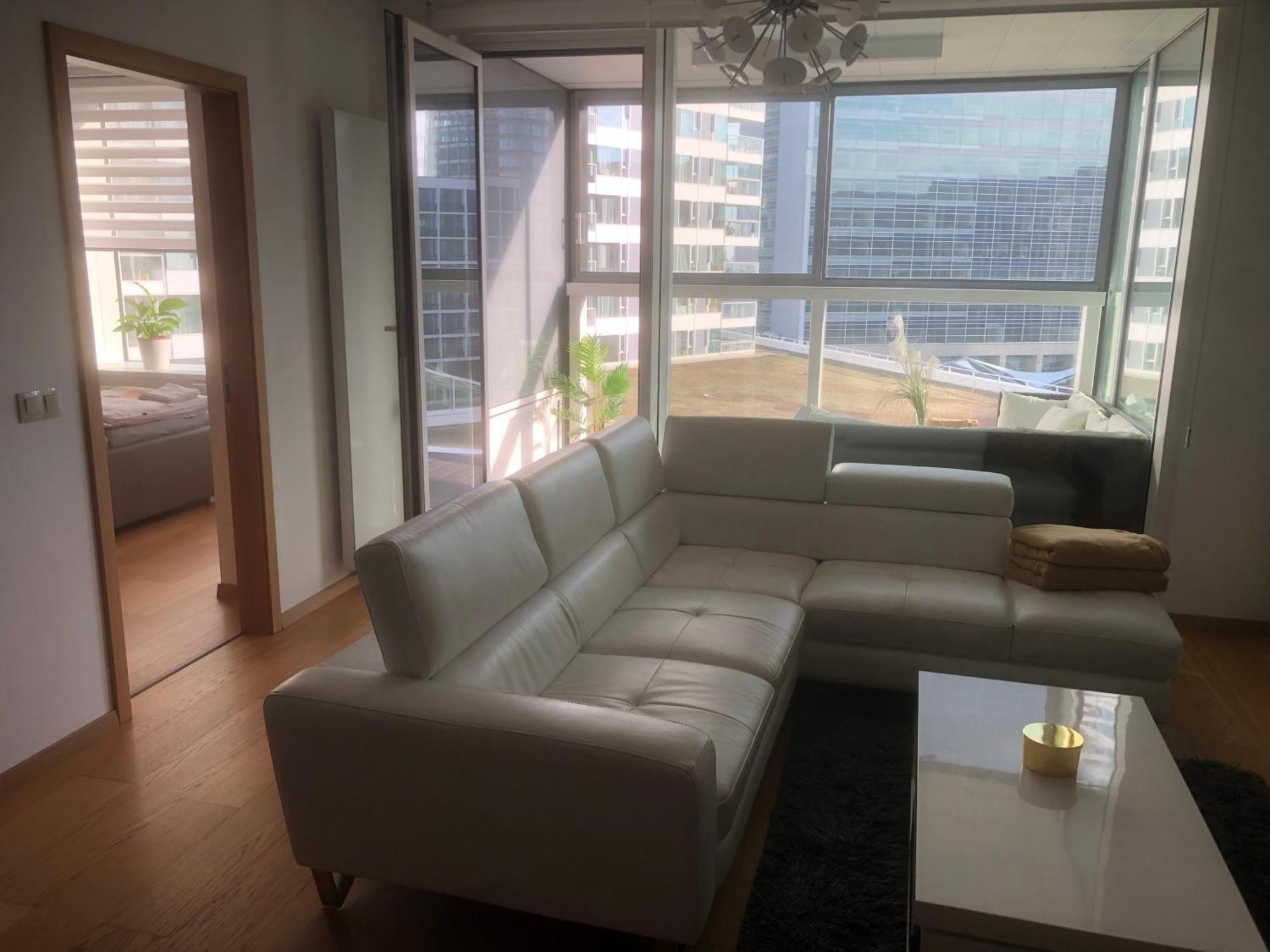 Downtown In The Heart Of The New Center, 4 Persons, Parking Apartament Bratysława